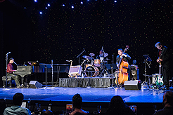 TRIPLE DOOR - THE BIG GIG