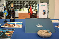 CATALYST TRAVEL WITH SANDALS