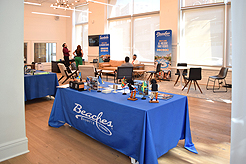 CATALYST TRAVEL WITH SANDALS