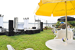 DAYLIGHT, DARK NIGHT AND BLUE SKIES WITH PAPA BUENO