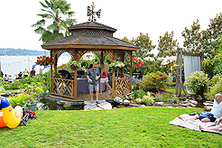 DAYLIGHT, DARK NIGHT AND BLUE SKIES WITH PAPA BUENO