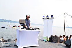 DAYLIGHT, DARK NIGHT AND BLUE SKIES WITH PAPA BUENO