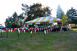 LAURELHURST SALMON BAKE 2013