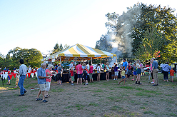 LAURELHURST SALMON BAKE 2013
