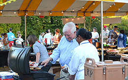 LAURELHURST SALMON BAKE 2013