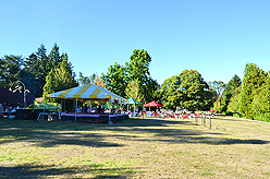 LAURELHURST SALMON BAKE 2014