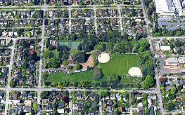 LAURELHURST SALMON BAKE 2015