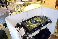 KNOLL CATWALK FASHION SHOW