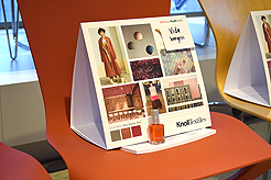 KNOLL CATWALK FASHION SHOW