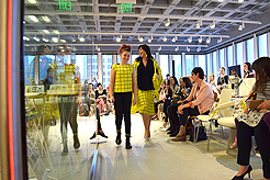 KNOLL CATWALK FASHION SHOW