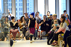 KNOLL CATWALK FASHION SHOW