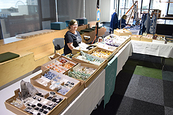 MG2 - HOLIDAY MARKET