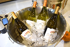 MG2 - HOLIDAY MARKET