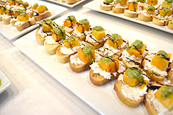 MG2 - HOLIDAY MARKET