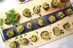 MG2 - HOLIDAY MARKET