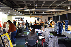 MG2 - HOLIDAY MARKET