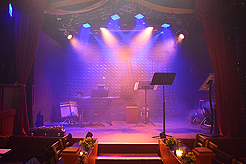 TIM CARSON AT THE LE FAUX PLAYHOUSE