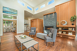 BROOKSIDE MODERN SHOWPIECE