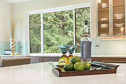 BROOKSIDE MODERN SHOWPIECE