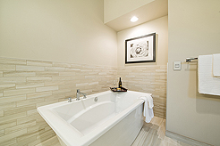 BROOKSIDE MODERN SHOWPIECE