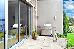 LAURELHURST UNREAL ESTATE