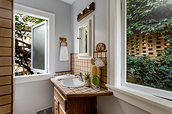 QUEEN ANNE CRAFTSMAN