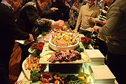 A COCKTAIL CHRISTMAS PARTY