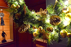 A SPARKLING NEW YEARS