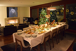 A SPARKLING NEW YEARS