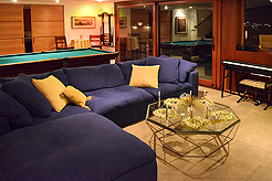 A SPARKLING NEW YEARS