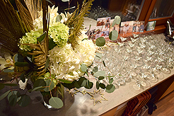 A SPARKLING NEW YEARS