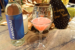 A SPARKLING NEW YEARS