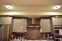 HOLIDAYS IN THE CITY