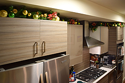 HOLIDAYS IN THE CITY