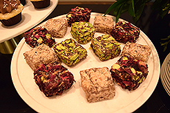 HOLIDAYS WITH KWANCHAI