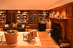 HOLIDAYS WITH KWANCHAI