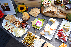 A GARDEN WEDDING RECEPTION