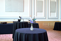 WELCOME TO THE WEDDING