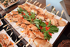 WELCOME TO THE WEDDING