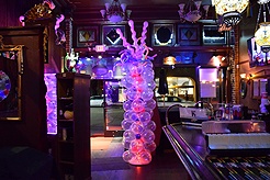 LE FAUX BIRTHDAY EXTRAVAGANZA