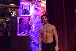 LE FAUX BIRTHDAY EXTRAVAGANZA