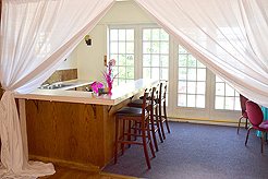 MI16 - THE MERCER ISLAND SWEET SIXTEEN