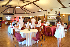 MI16 - THE MERCER ISLAND SWEET SIXTEEN