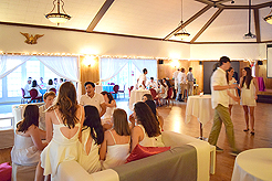 MI16 - THE MERCER ISLAND SWEET SIXTEEN