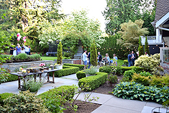 THE ULTIMATE GARDEN PARTY