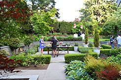 THE ULTIMATE GARDEN PARTY