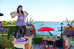 DANCING IN THE STREETS