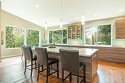 BROOKSIDE MODERN SHOWPIECE