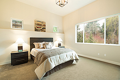 BROOKSIDE MODERN SHOWPIECE