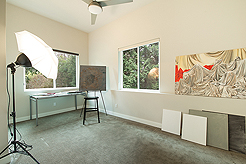 BROOKSIDE MODERN SHOWPIECE